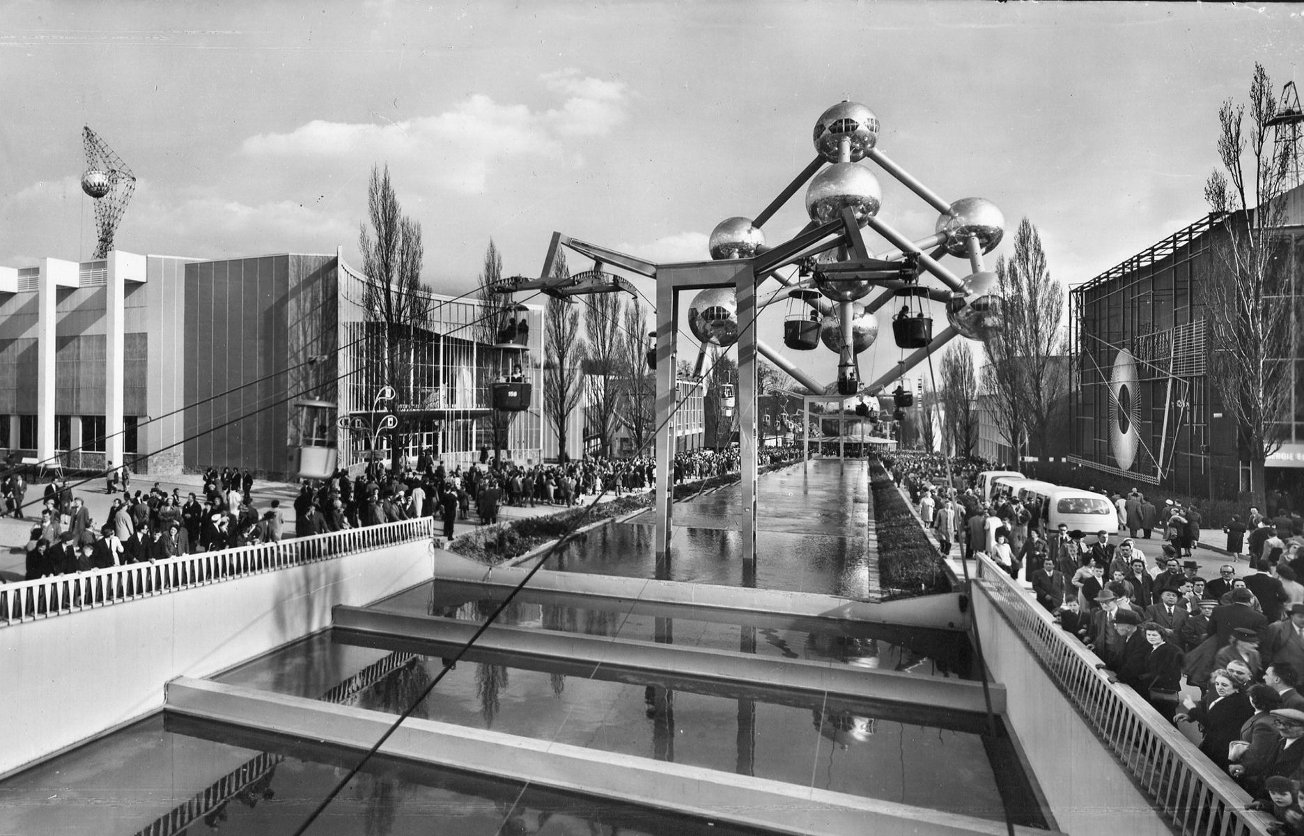 Expo 58: plan, Atomium and pavilions.
