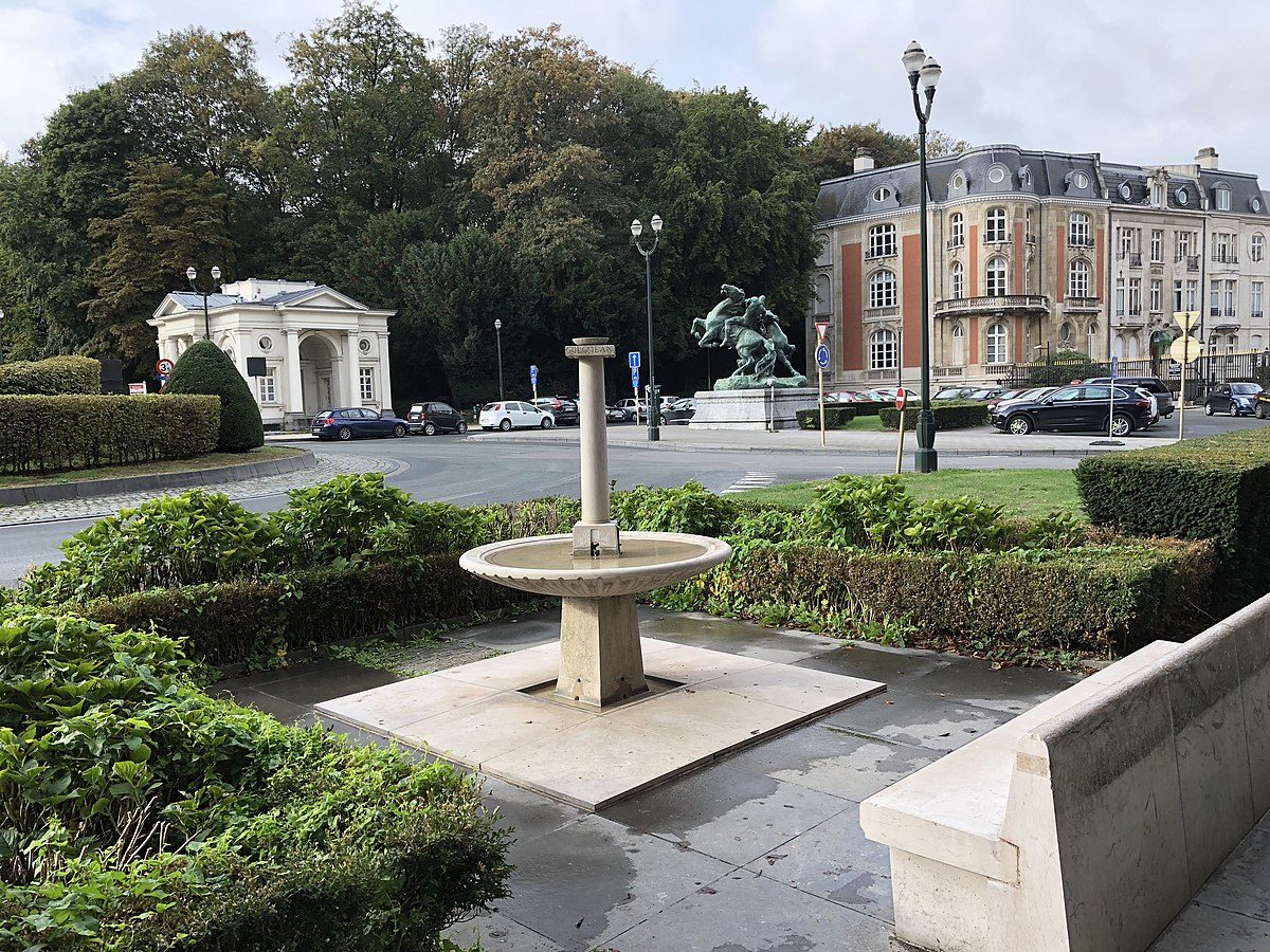 Poet’s Fountain: documents, inauguration and current state.